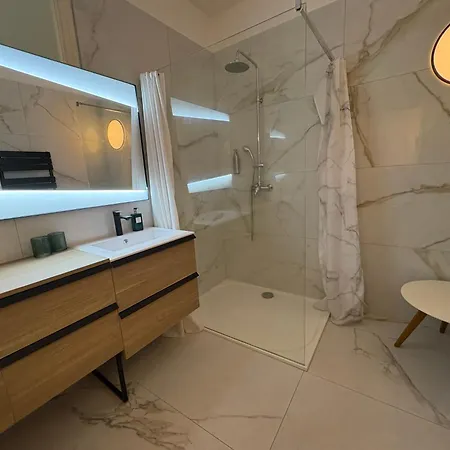 Apartment Centre Sur Les Quais - Standing, Spacieux, Climatise Sete