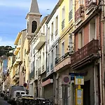 Centre Sur Les Quais - Standing, Spacieux, Climatise